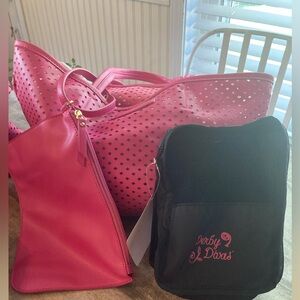 Pink Sondra Roberts Tote with Cosmetic Bag and Packing Cubes NWOT